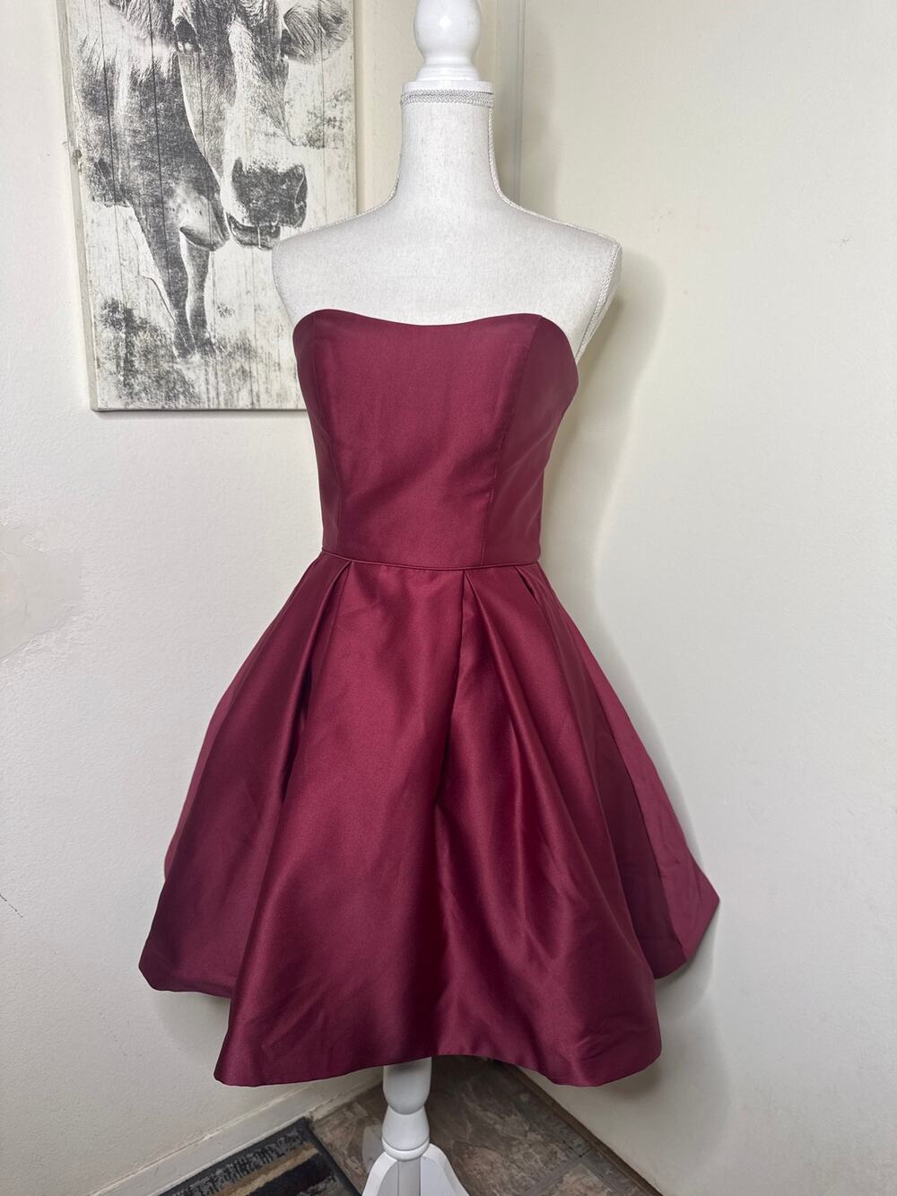 Betsy & Adam Satin Strapless Pleated Fit & Flare Cocktail Mini Dress Berry 6